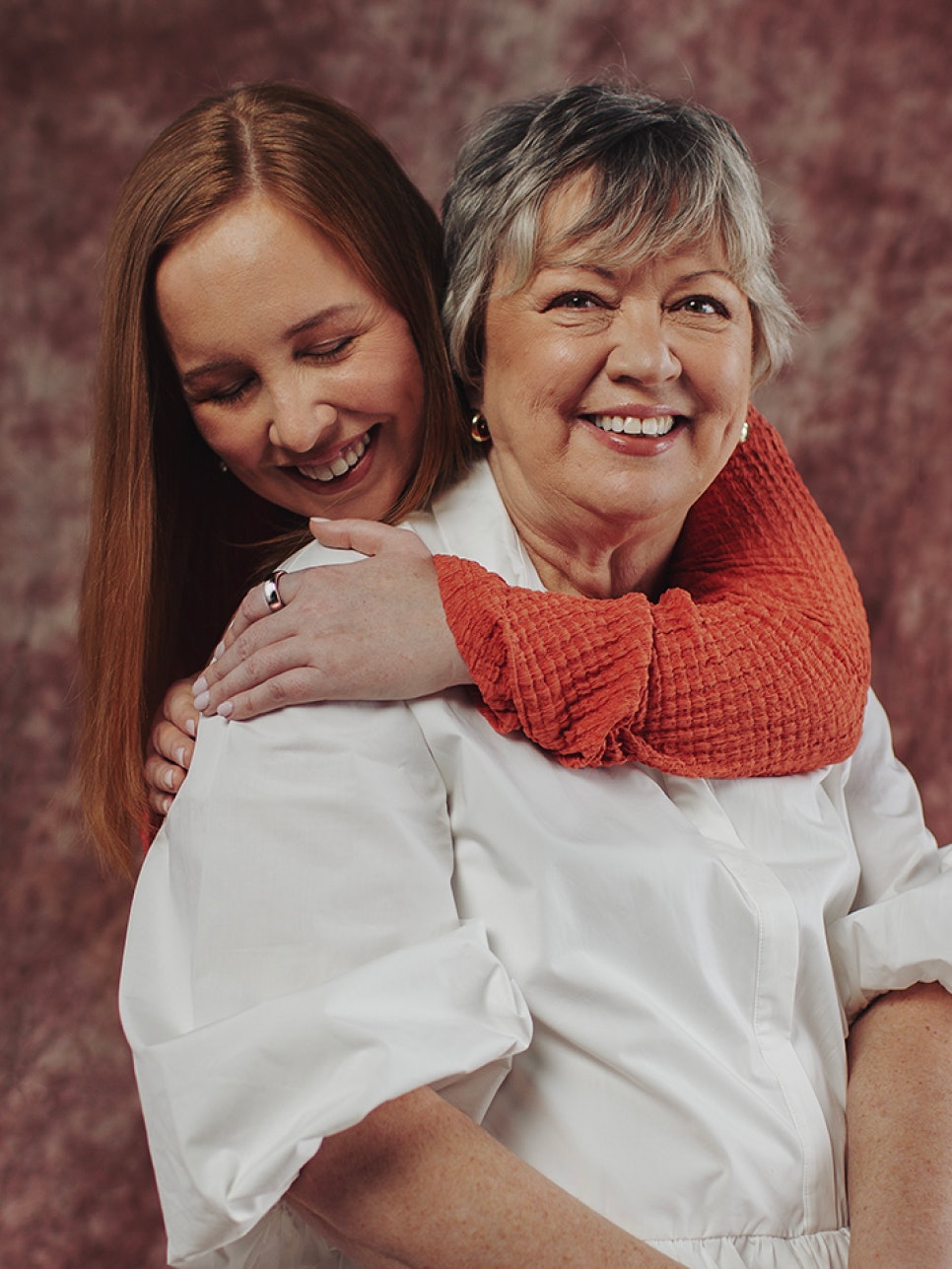 Oura members Lindsay and her mother Rita